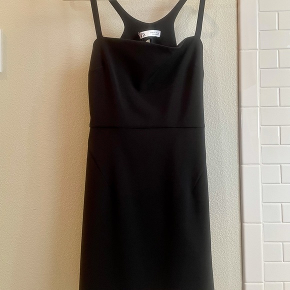 ❗️moving sale❗️NWT Zara strapped mini black dress 🖤 - Picture 3 of 9